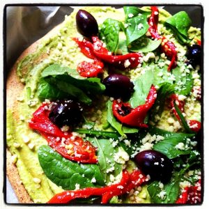 Avocado Topping for a Dairy Free Pizza - Quirky Cooking