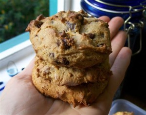 Almond Butter Choc Chip Cookies - Quirky Cooking