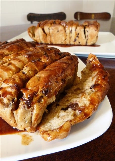 Easter Pull Apart Bread with Orange-Cinnamon Syrup - Quirky Cooking