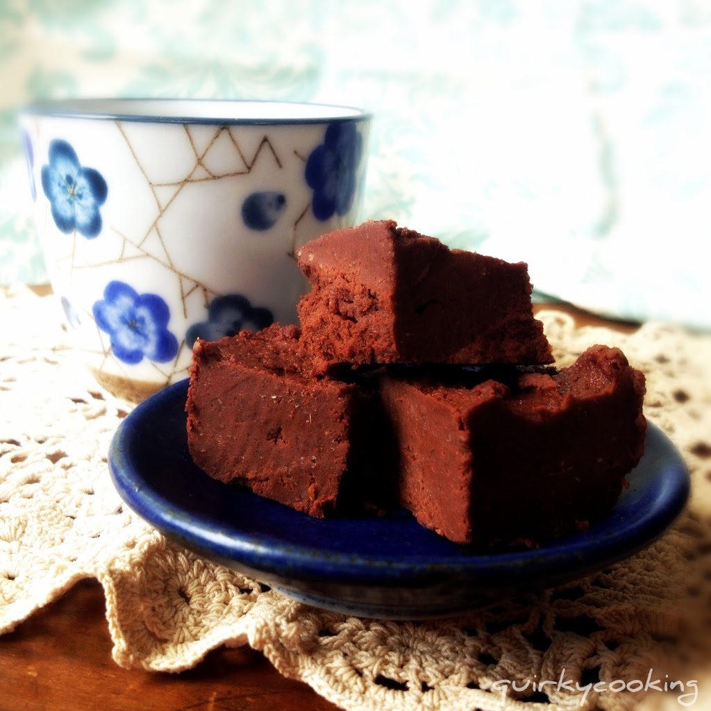 Raw Chocolate Fudge - Quirky Cooking