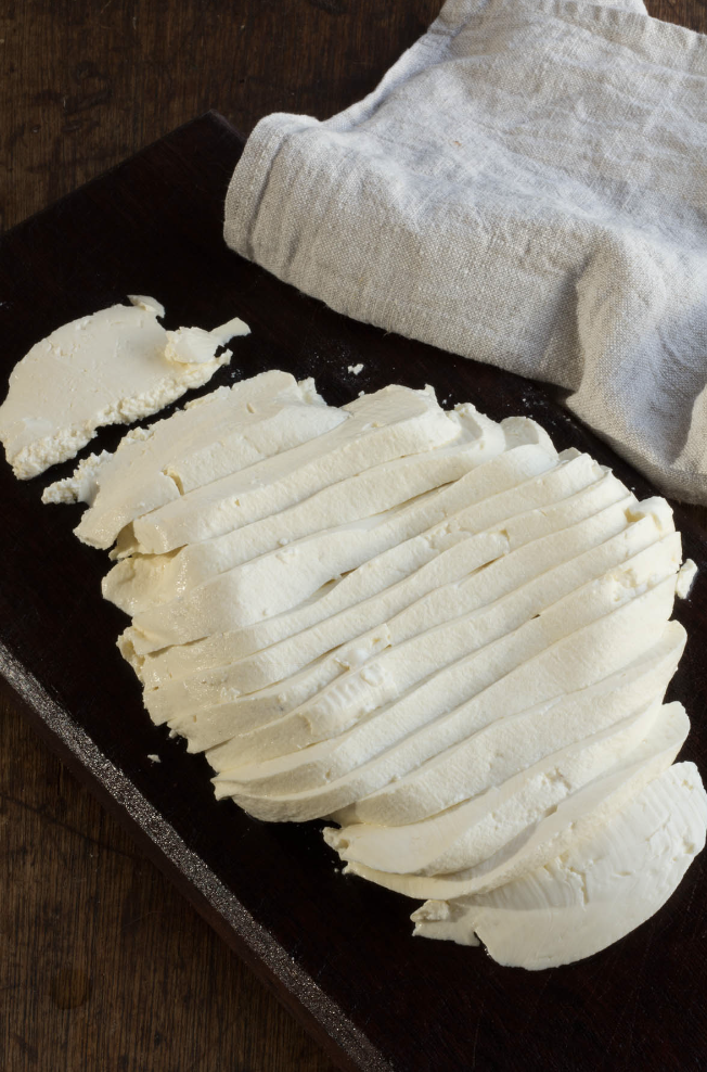 Arwens Thermo Pic’s - Making Halloumi